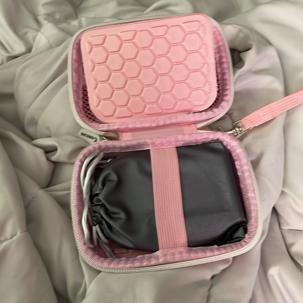 Pink Digital Camera - Picture 2 of 7
